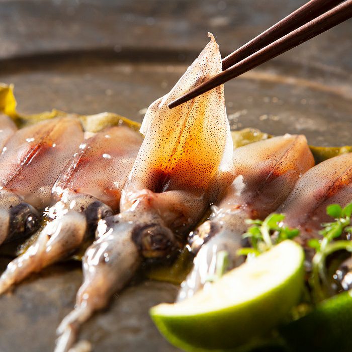 ホタルイカの昆布締め